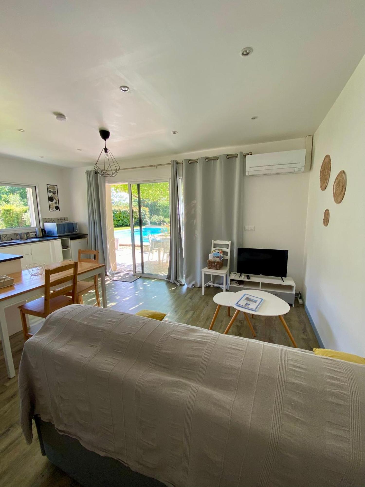 La Petite Maison Robion en Luberon Oda fotoğraf